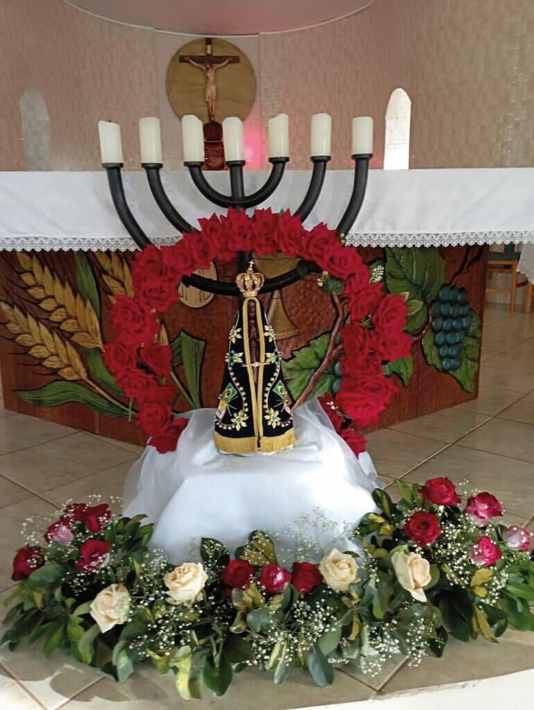 Padroeira do Brasil e das nossas Paróquias