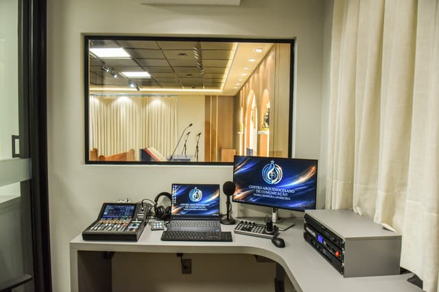 Centro Arquidiocesano de Comunicação é um marco para a comunidade católica de Cascavel