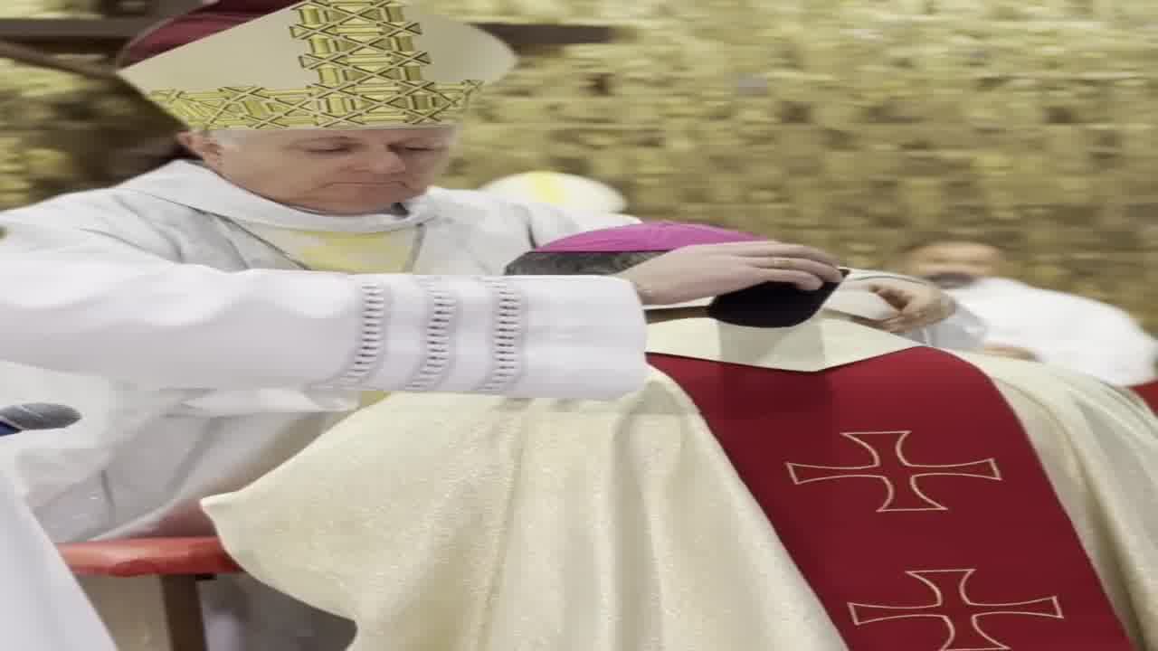 Imposição do Pálio a dom José Mário Scalon Angonese