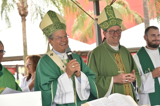 Missa Campal abre evento do Agro