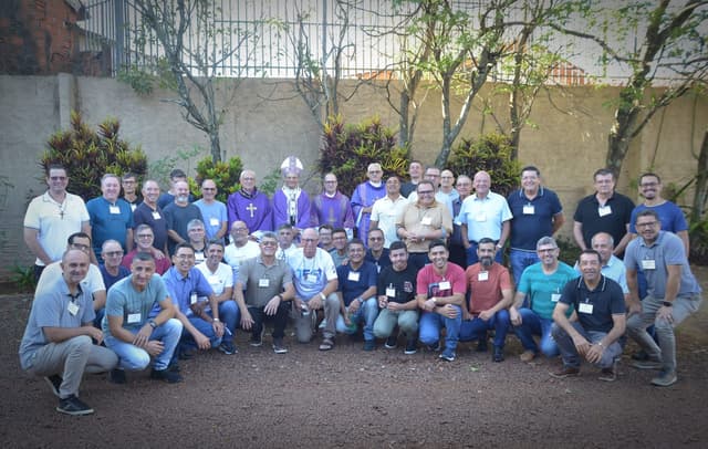 Escola Diaconal da Arquidiocese de Cascavel (PR) tem início com 40 candidatos