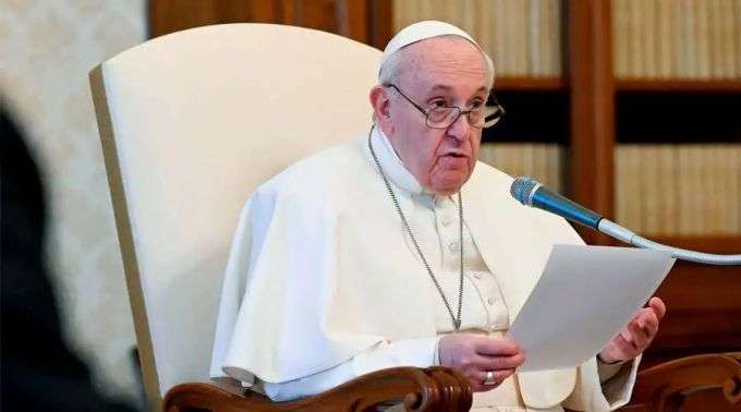 Papa Francisco pede mais educação e promoção social em favor dos jovens migrantes