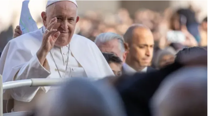 Papa convida a estar vigilantes no advento para não cair no mundanismo espiritual
